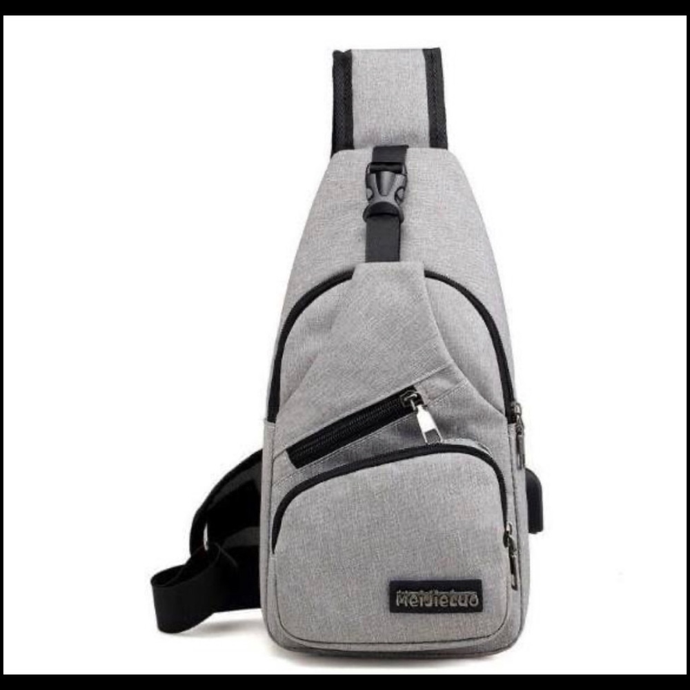 Side strap day trip bags like new conditions Black, Grey & Blue